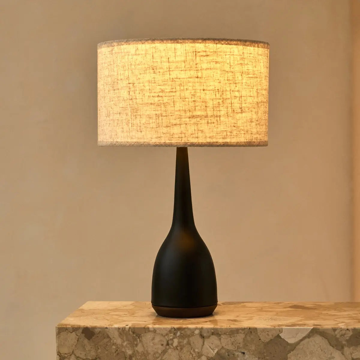 Jacob Black Lamp with Beige Shade – Elegant & Warm Lighting-2