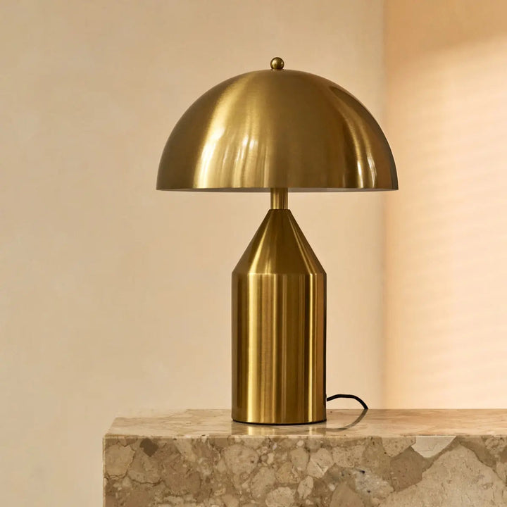 Otto Gold Dressoir Lamp – Stylish Metal Table Lamp for Any Room-2